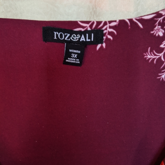 Wine Floral Print Dress with Bell Sleeves - Picture 4 of 4